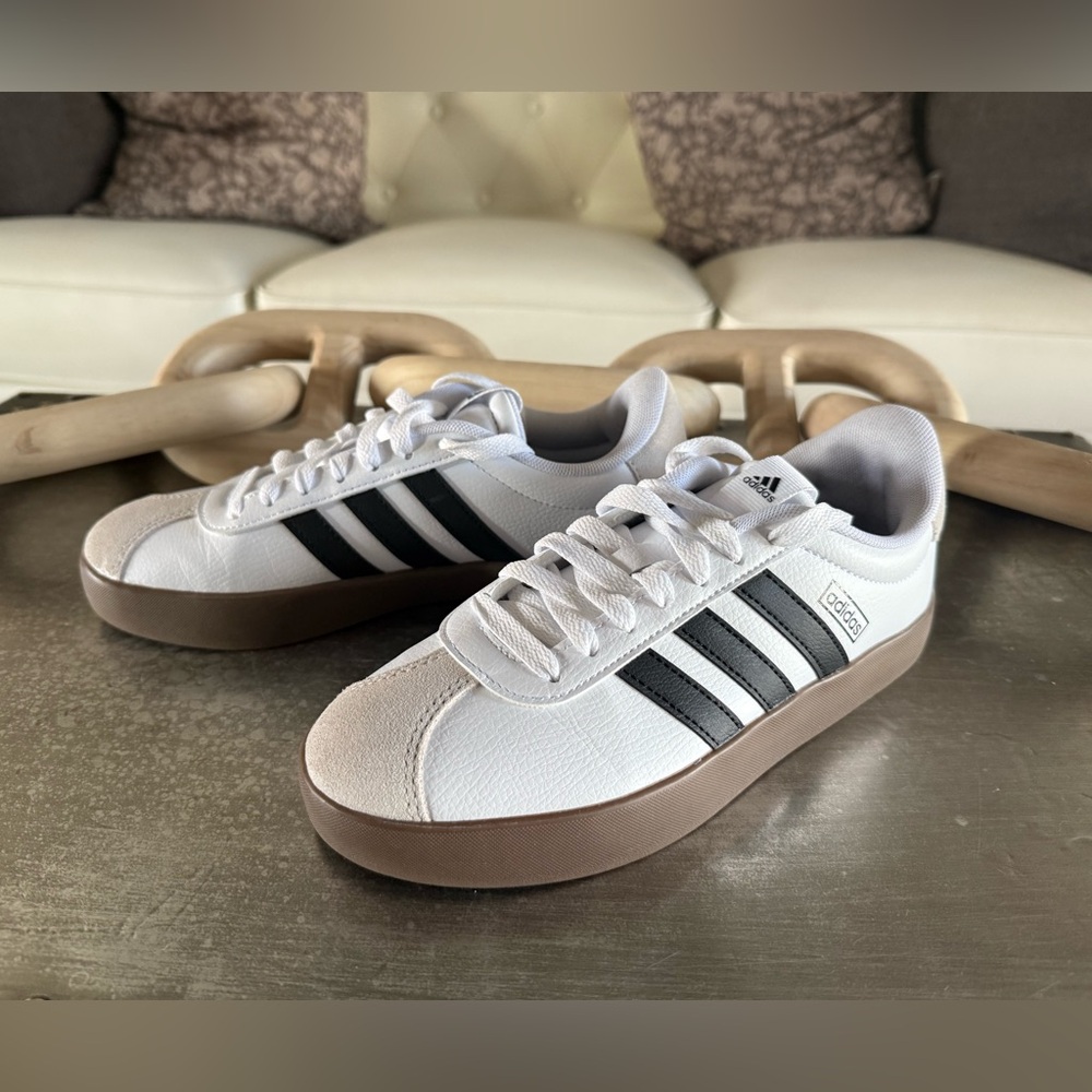 Adidas Women’s VL Court 2.0 Sneakers – Size 6
